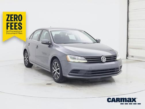 Gray 2017 Volkswagen Jetta SE