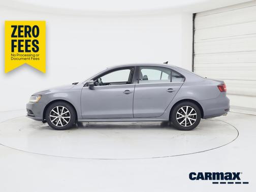 Gray 2017 Volkswagen Jetta SE