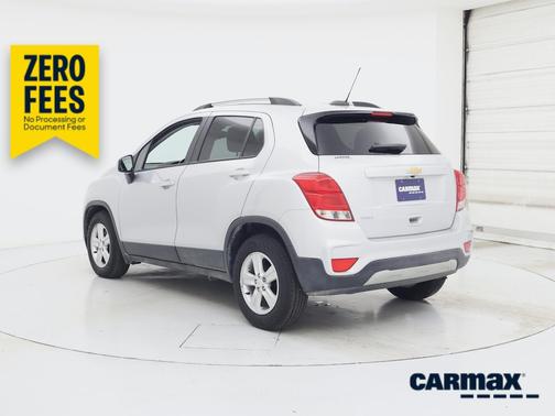Silver 2022 Chevrolet Trax LT