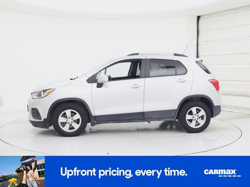 Silver 2022 Chevrolet Trax LT