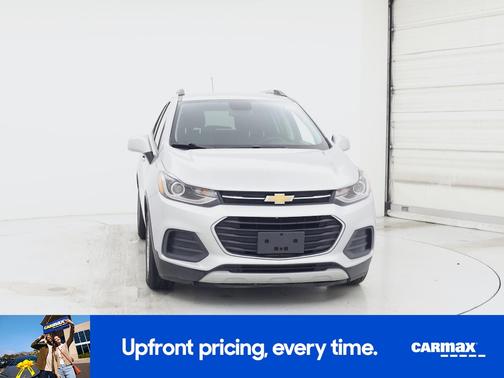 Silver 2022 Chevrolet Trax LT
