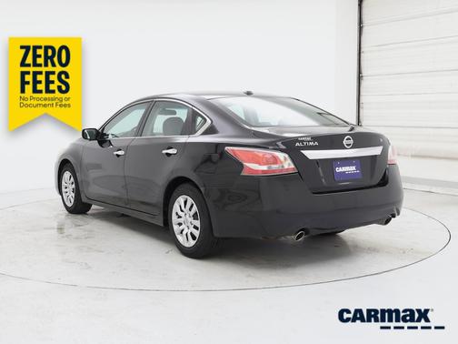 Black 2015 Nissan Altima S