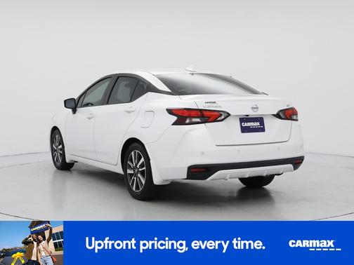 2022 Nissan Versa SV