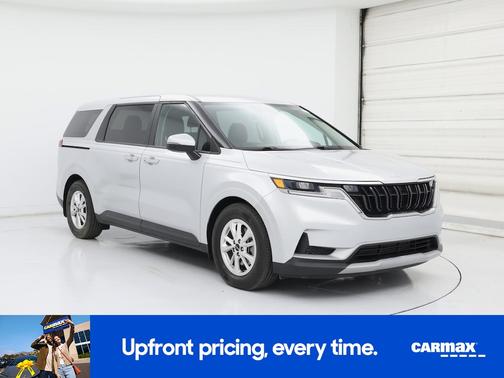 2023 Kia Carnival LX