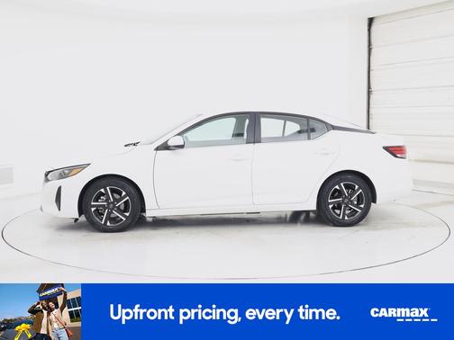 White 2025 Nissan Sentra SV