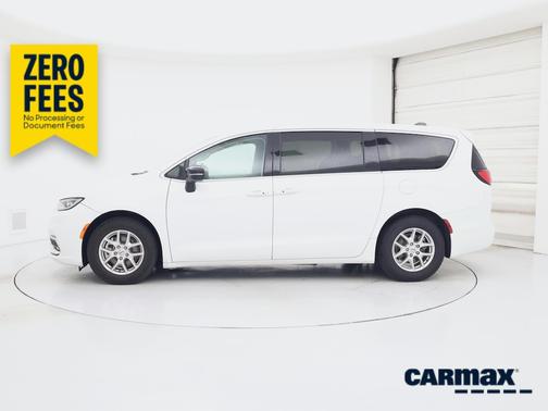 White 2024 Chrysler Pacifica Touring L