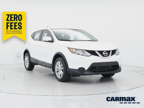 White 2017 Nissan Rogue Sport S