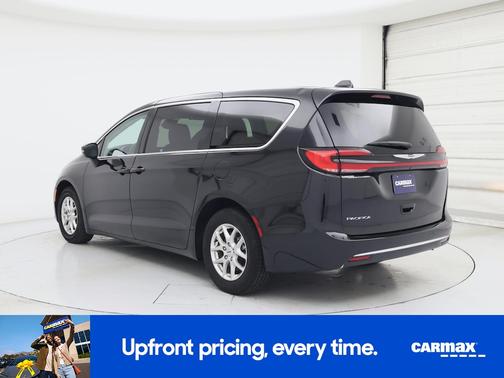 Black 2023 Chrysler Pacifica Touring L