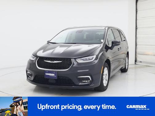 Black 2023 Chrysler Pacifica Touring L