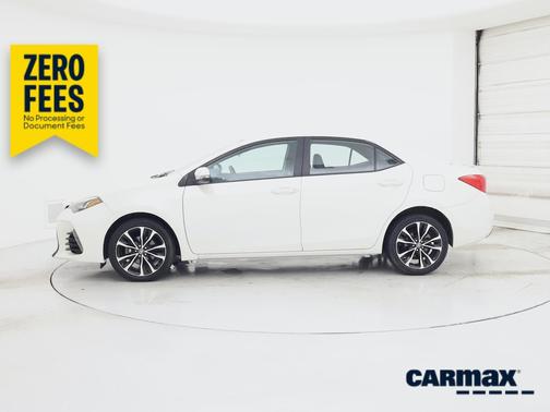 White 2017 Toyota Corolla SE