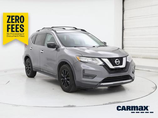 Gray 2017 Nissan Rogue SV