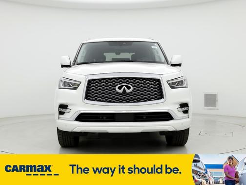 2023 INFINITI QX80 Luxe