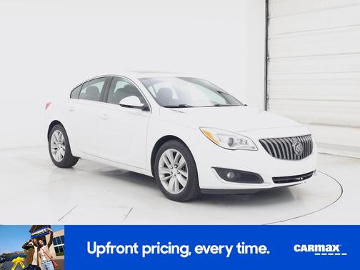 White 2016 Buick Regal Premium