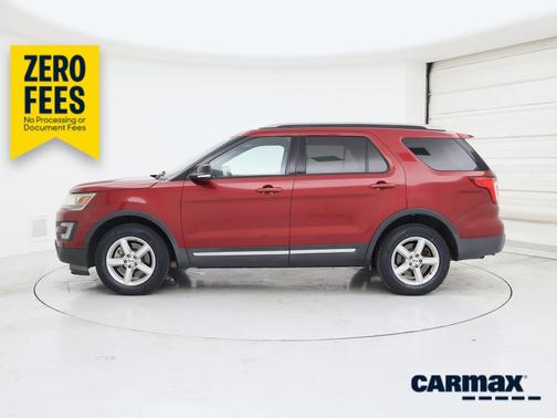 Red 2017 Ford Explorer XLT