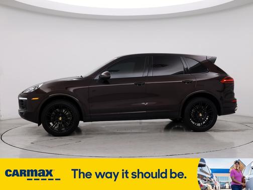 2017 Porsche Cayenne Platinum