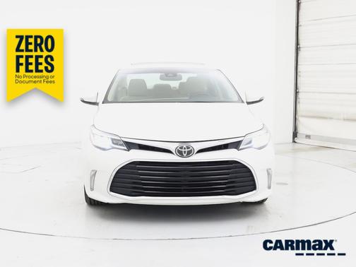 White 2017 Toyota Avalon Touring