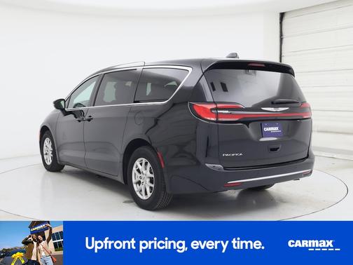 Black 2025 Chrysler Pacifica Select