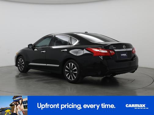 Black 2016 Nissan Altima SV