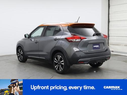 Gray 2020 Nissan Kicks SR