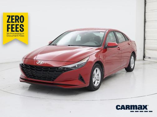 Red 2022 Hyundai ELANTRA SE