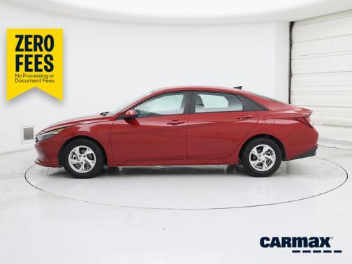 Red 2022 Hyundai ELANTRA SE