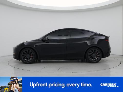 Black 2023 Tesla Model Y Performance