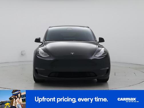 Black 2023 Tesla Model Y Performance