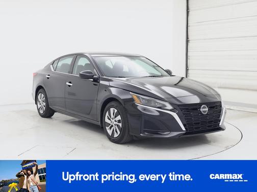 Black 2023 Nissan Altima S