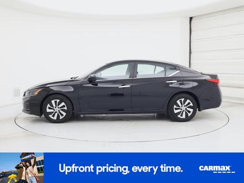 Black 2023 Nissan Altima S