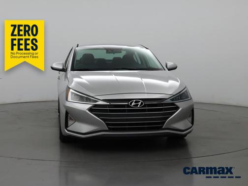 Silver 2019 Hyundai ELANTRA SE