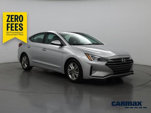 Silver 2019 Hyundai ELANTRA SE