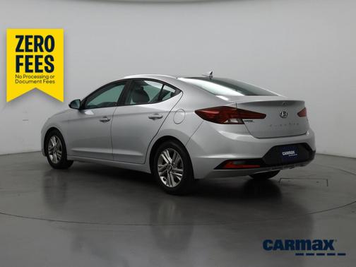 Silver 2019 Hyundai ELANTRA SE