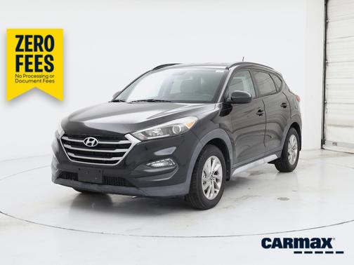 Black 2017 Hyundai TUCSON SE