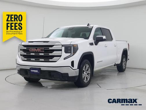 White 2023 GMC Sierra 1500 SLE