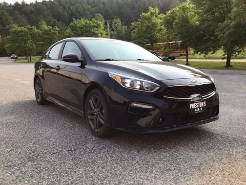 2021 Kia Forte GT-Line