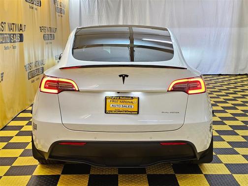 2021 Tesla Model Y Long Range Dual Motor All-Wheel Drive