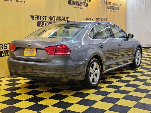 2015 Volkswagen Passat 1.8T Limited Edition