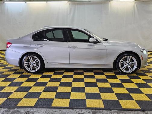2018 BMW 330 330i