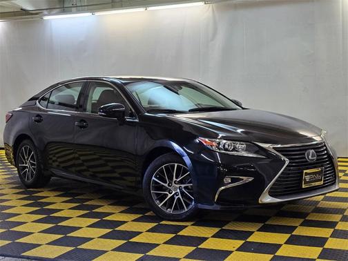 2017 Lexus ES 350 Base