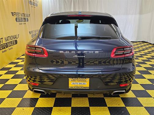 2018 Porsche Macan Base