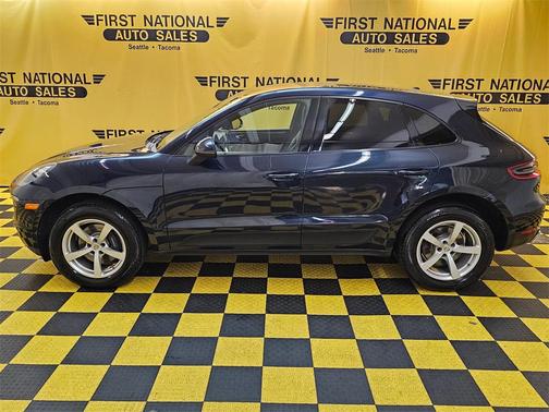 2018 Porsche Macan Base
