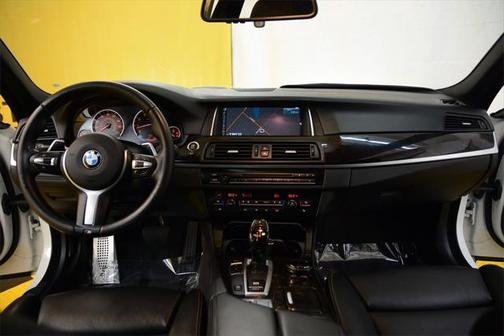 2015 BMW 550 550i