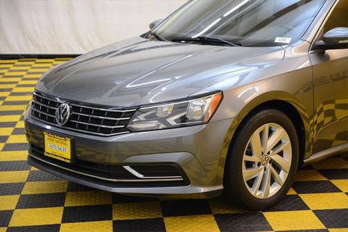 2018 Volkswagen Passat 2.0T SE