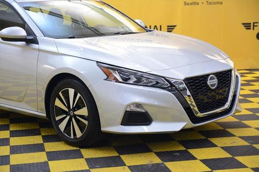 2021 Nissan Altima 2.5 SV