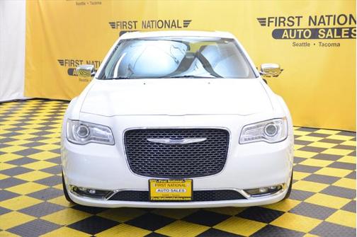 2017 Chrysler 300C Base