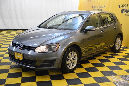2017 Volkswagen Golf TSI S 4-Door