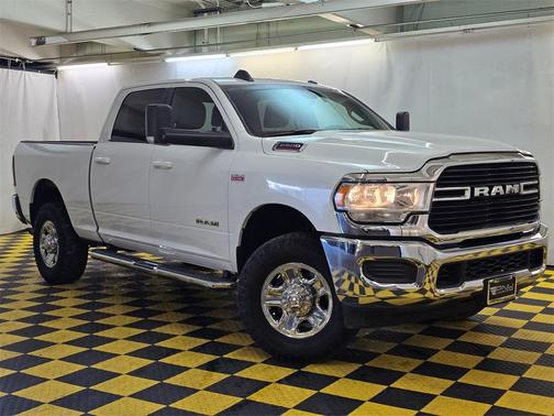 2021 RAM 2500 Big Horn Crew Cab 4x4 6'4' Box