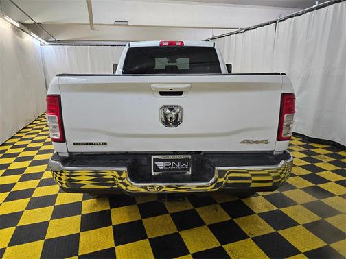2021 RAM 2500 Big Horn Crew Cab 4x4 6'4' Box