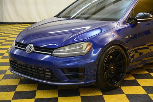 2015 Volkswagen Golf R 4-Door w/DCC & Navigation