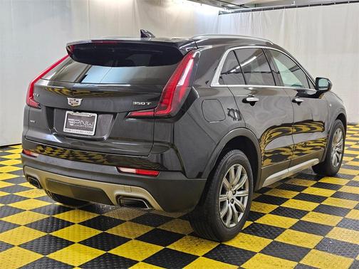 2020 Cadillac XT4 Premium Luxury